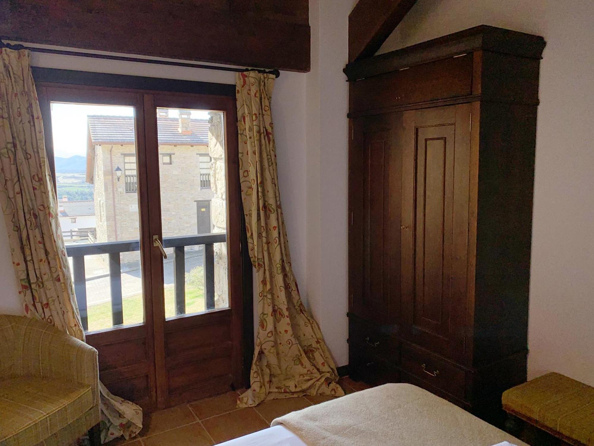 Apartamentos Jaca Mirador De Badaguas 3000 מראה חיצוני תמונה