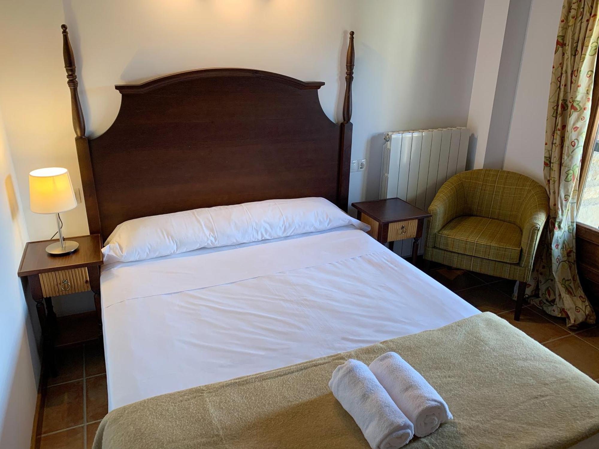 Apartamentos Jaca Mirador De Badaguas 3000 מראה חיצוני תמונה