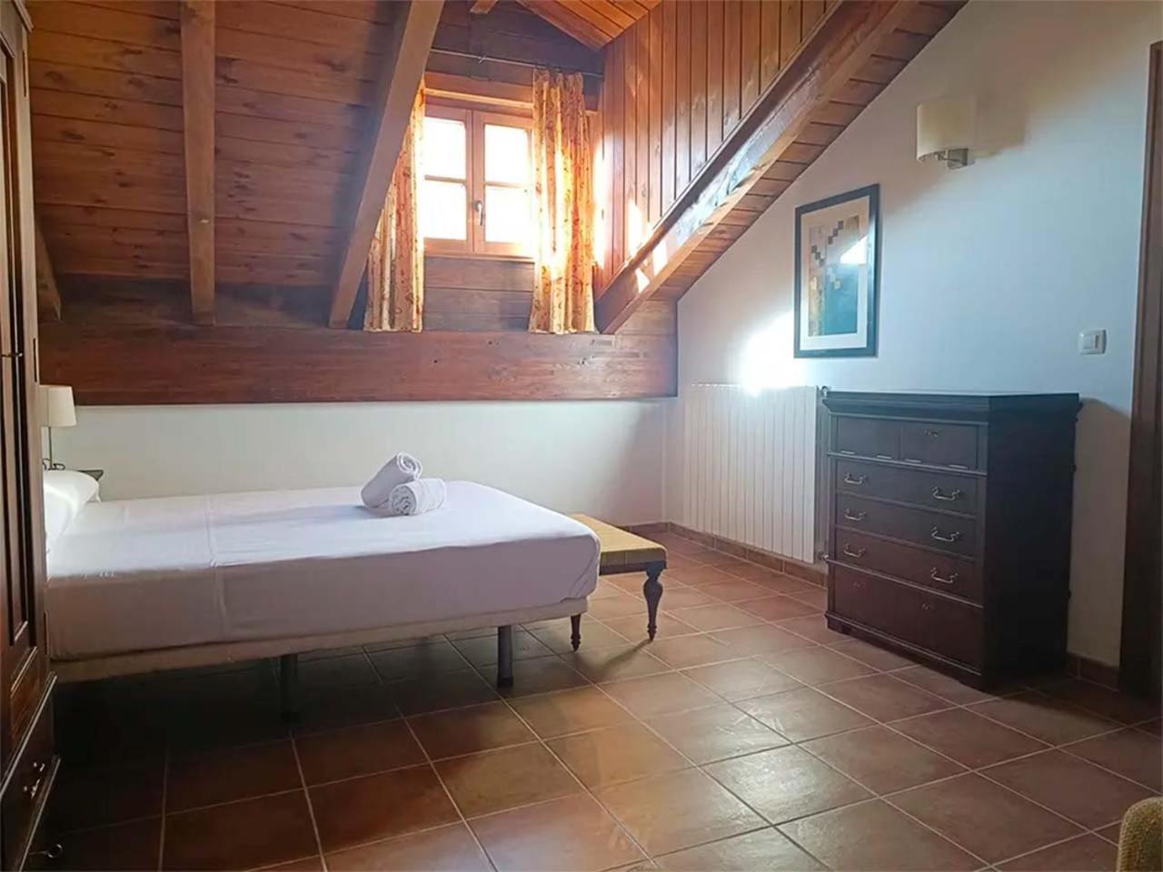 Apartamentos Jaca Mirador De Badaguas 3000 מראה חיצוני תמונה