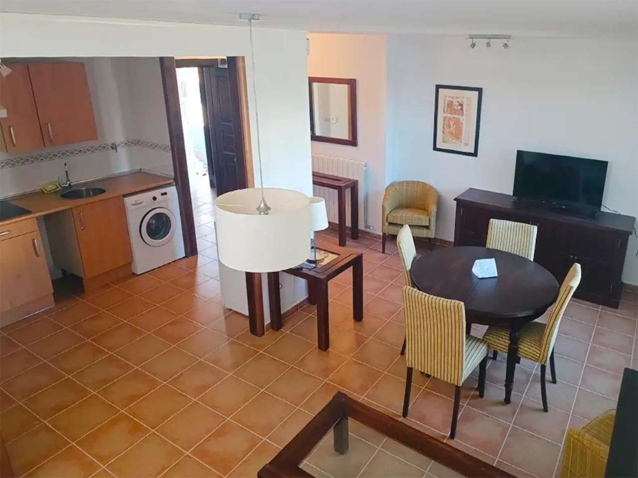 Apartamentos Jaca Mirador De Badaguas 3000 מראה חיצוני תמונה